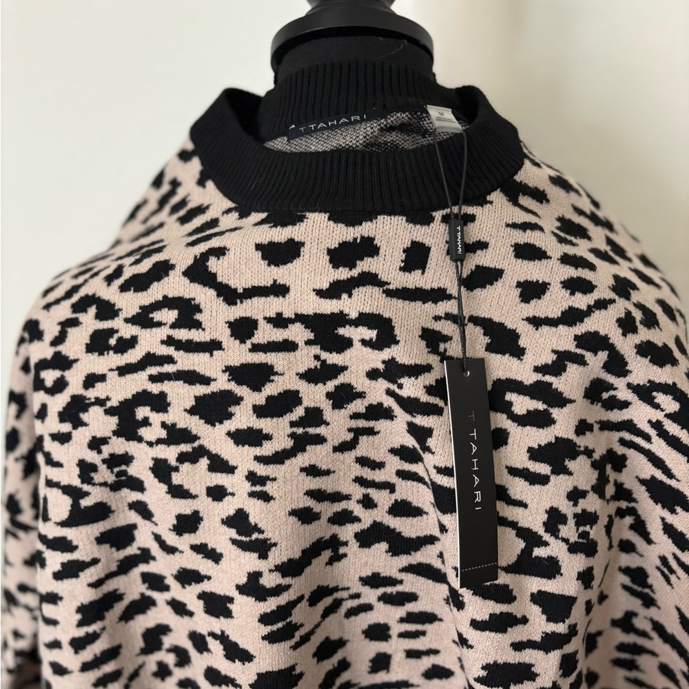 Leopard Print Sweater - Picture 4 of 6